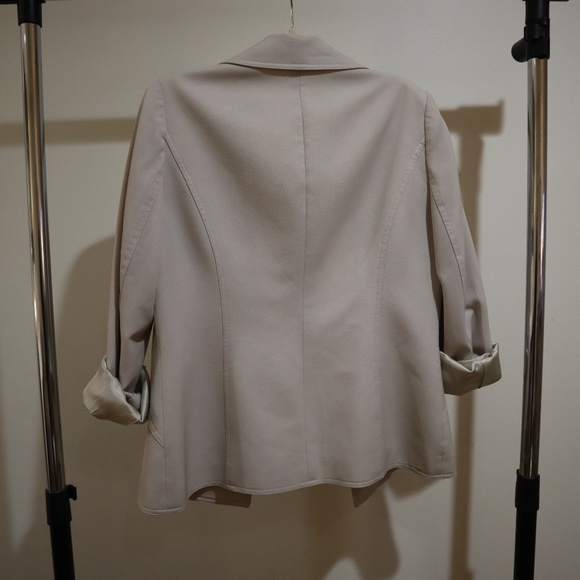 Austin Reed Blazer - Picture 3 of 9